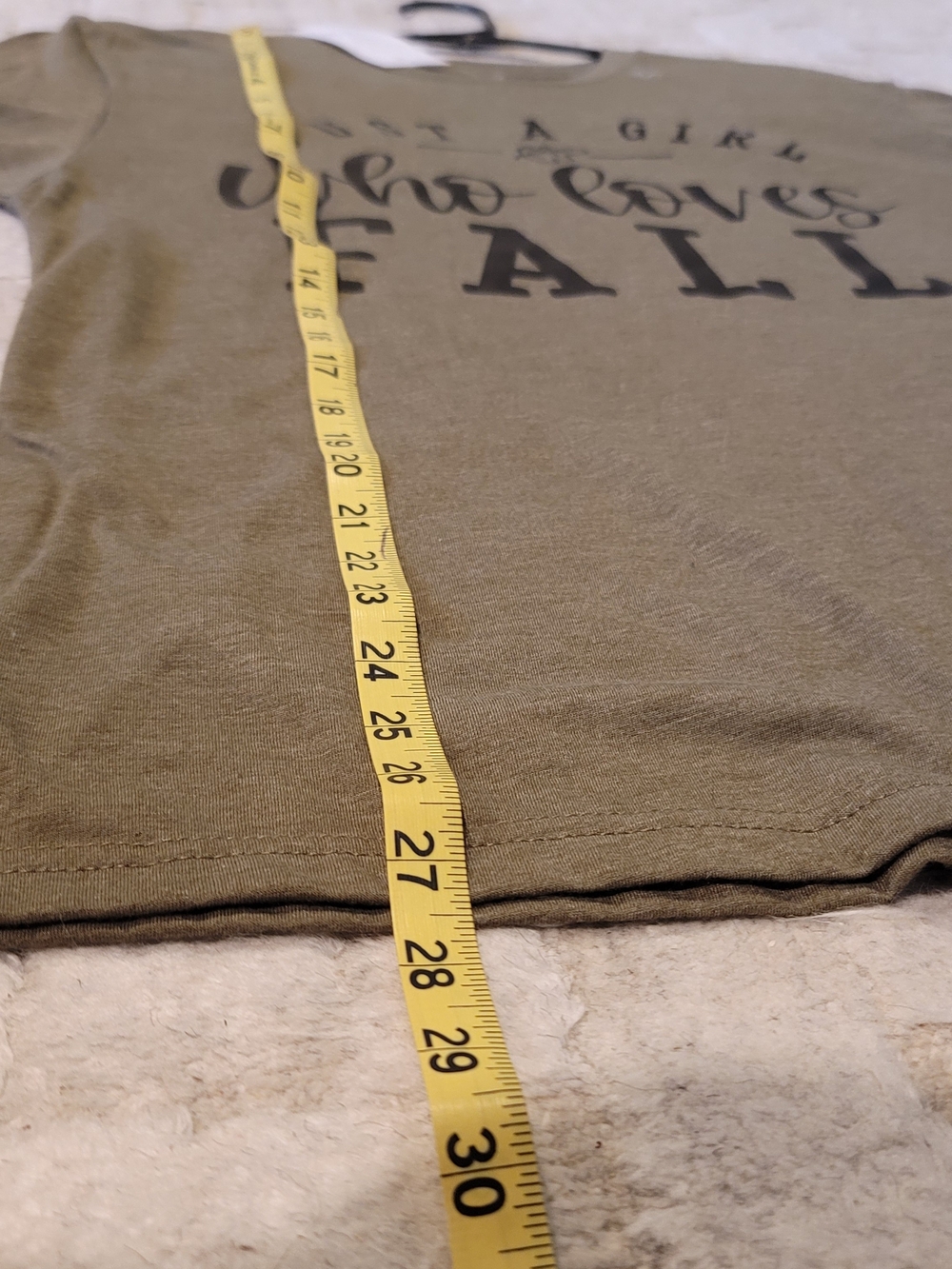 NWT NEXTLEVEL APPAREL Just a Girl Who Loves Fall Graphic Tee Olive Green Size M - Picture 6 of 7
